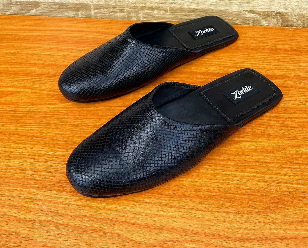 Fezato mules black