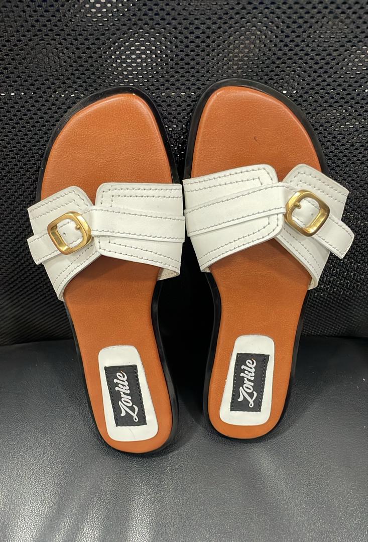 Diana Slippers White
