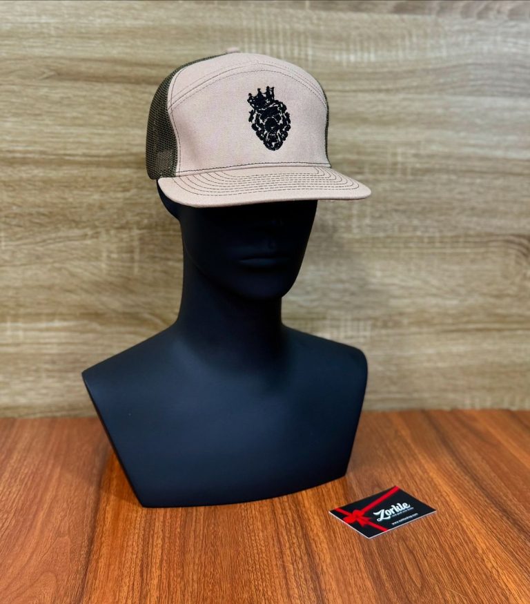 Voyage Snapback