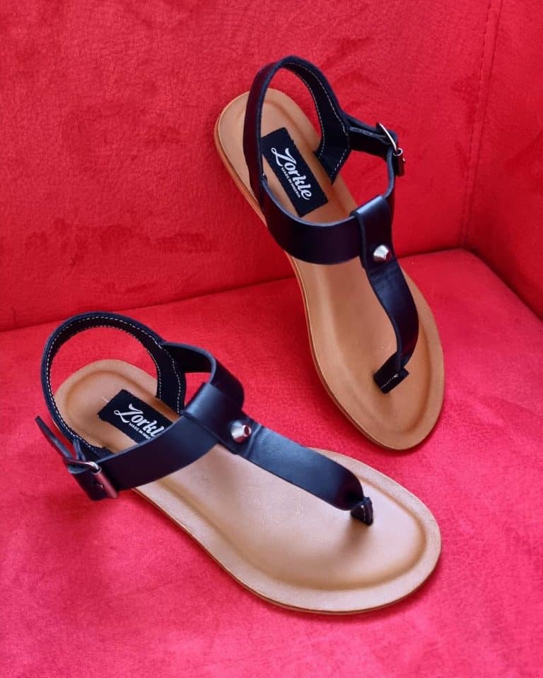Toke Sandals