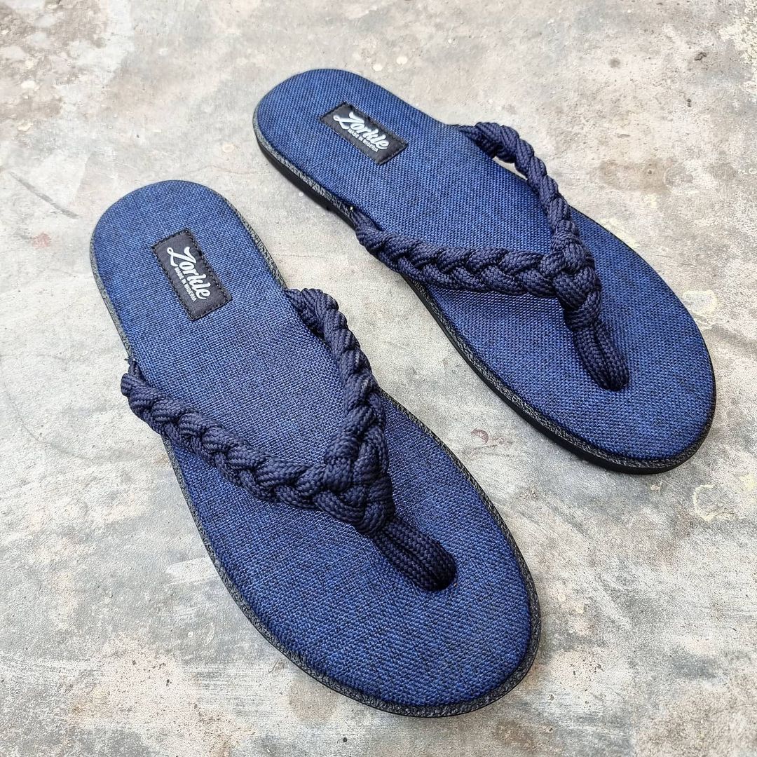 Temi Slippers  Blue