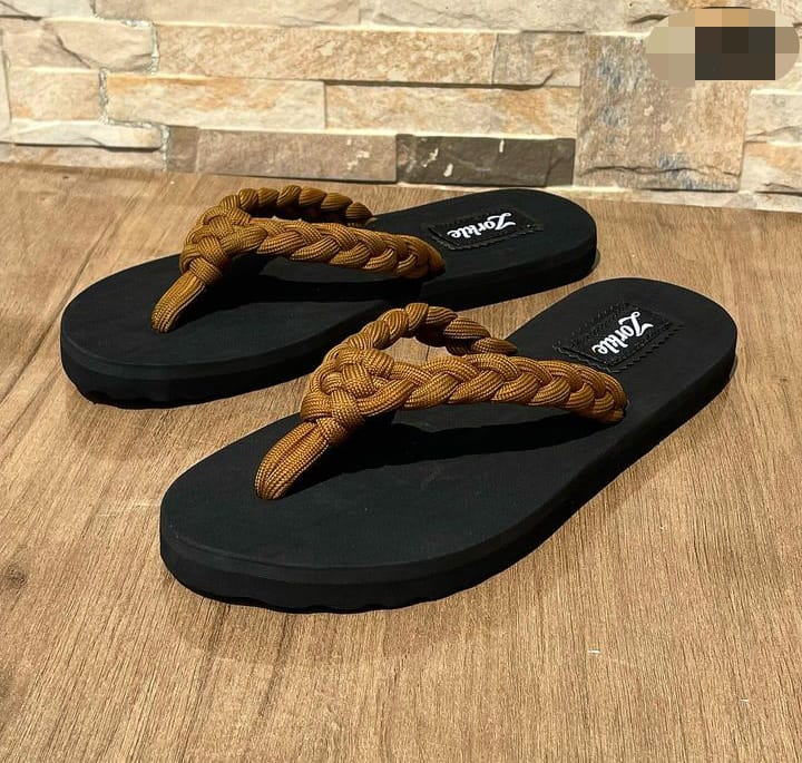 frost slippers coffee brown