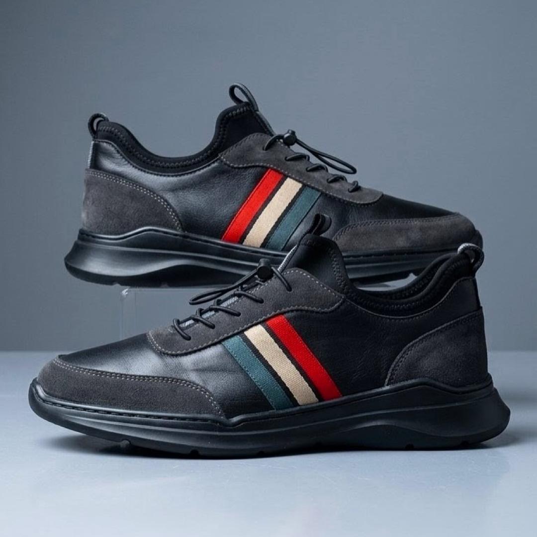 Coeur Sneakers Black