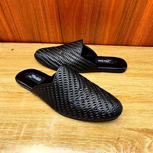 Peris mules black