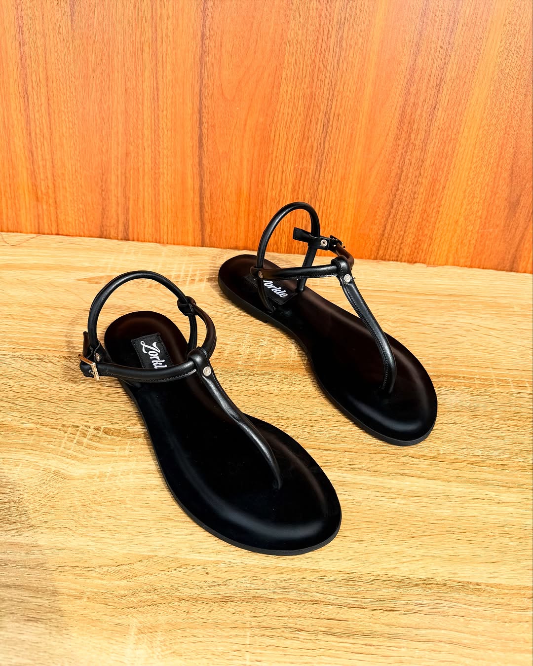 Jummy Black Sandals