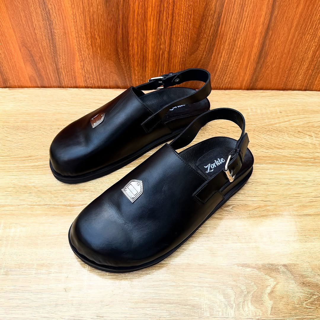 Python Mules Black