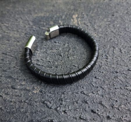 Toka Bracelet Black Leather ZAB005 - Zorkle